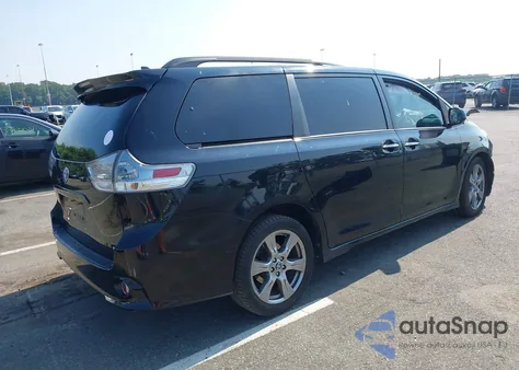 2018 Toyota Sienna Se 8 Passenger from USA, damaged, VIN 5TDXZ3DC1JS944849